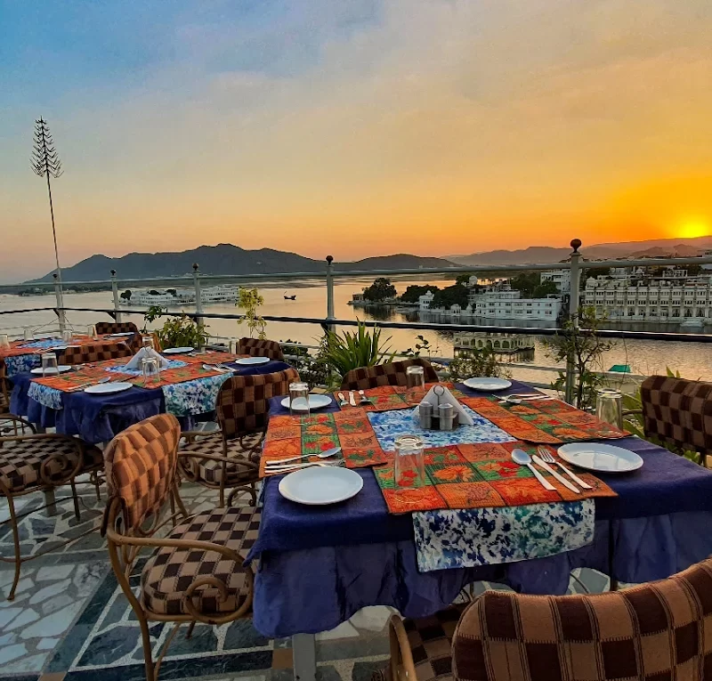 Mewar Haveli - At Lake Pichola