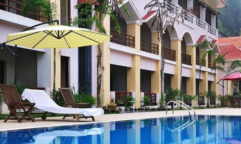 Le ROI Corbett Resort