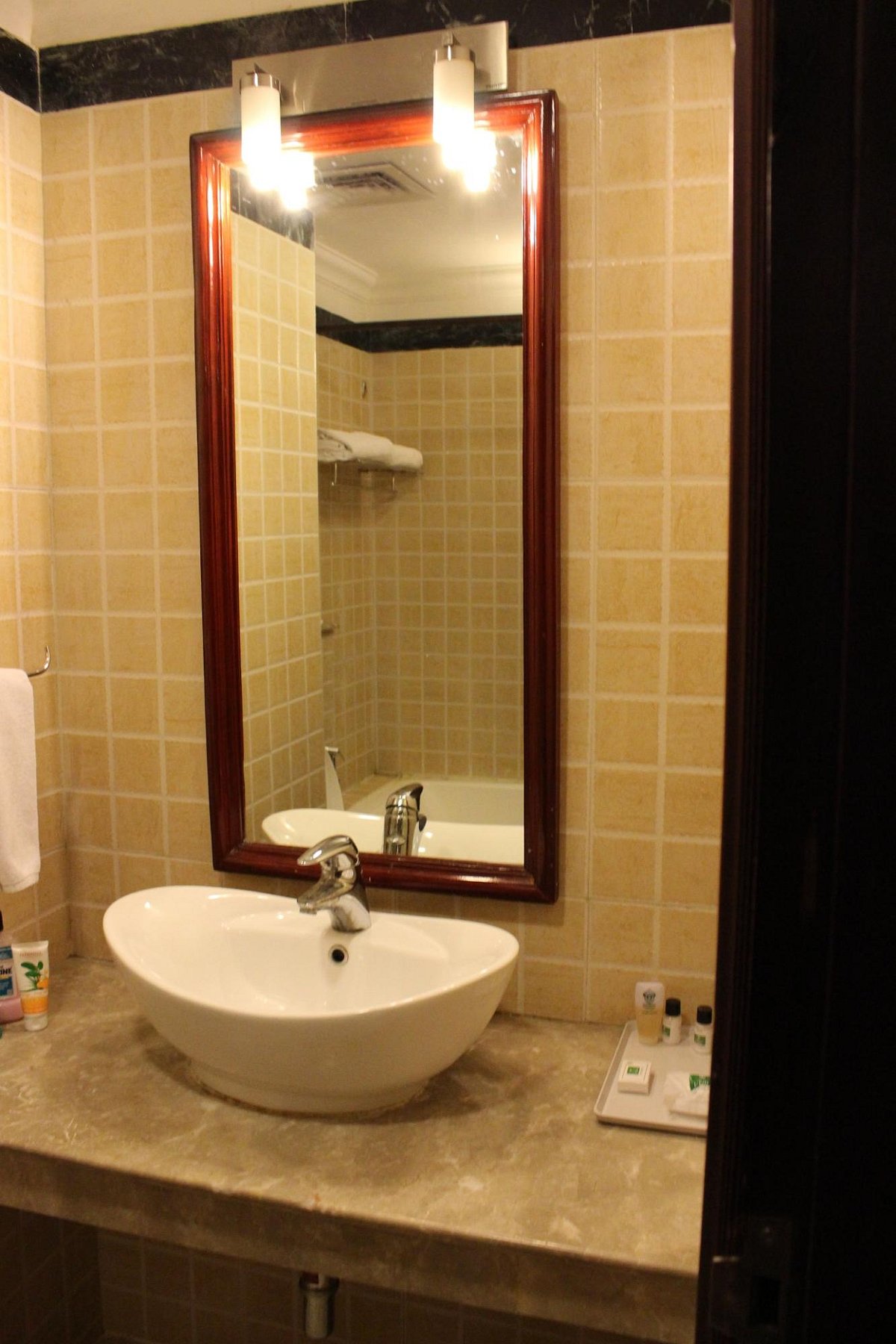 Le ROI Corbett Resort - Image 3