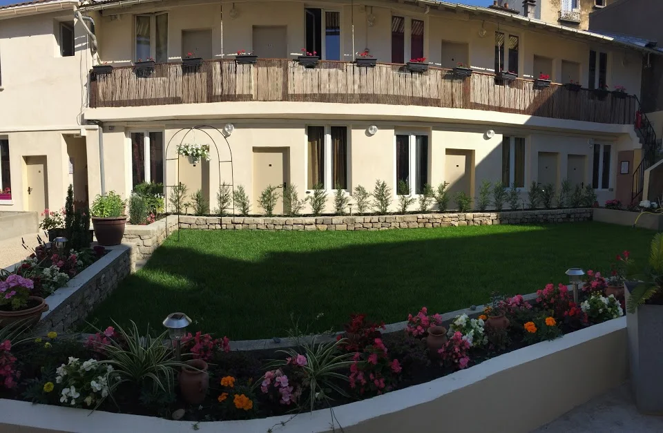 HÔTEL RACHEL - Image 10