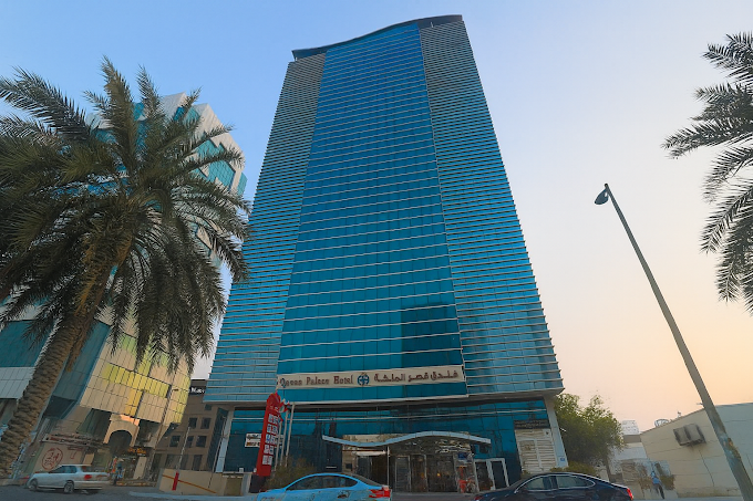 Queen Palace Hotel