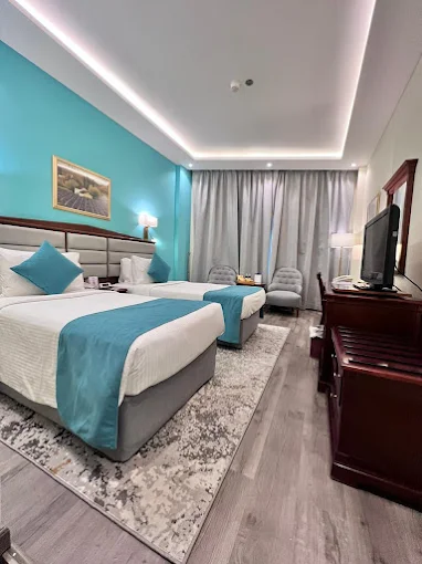 Howard Johnson by Wyndham Bur Dubai - Image 3