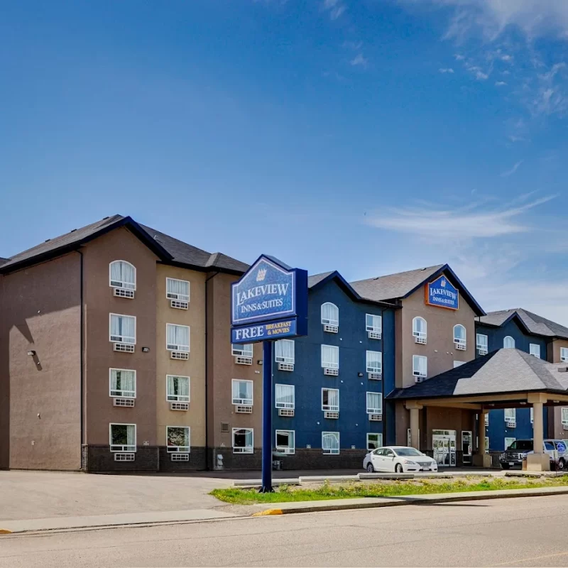 Lakeview Inns & Suites - Fort Nelson