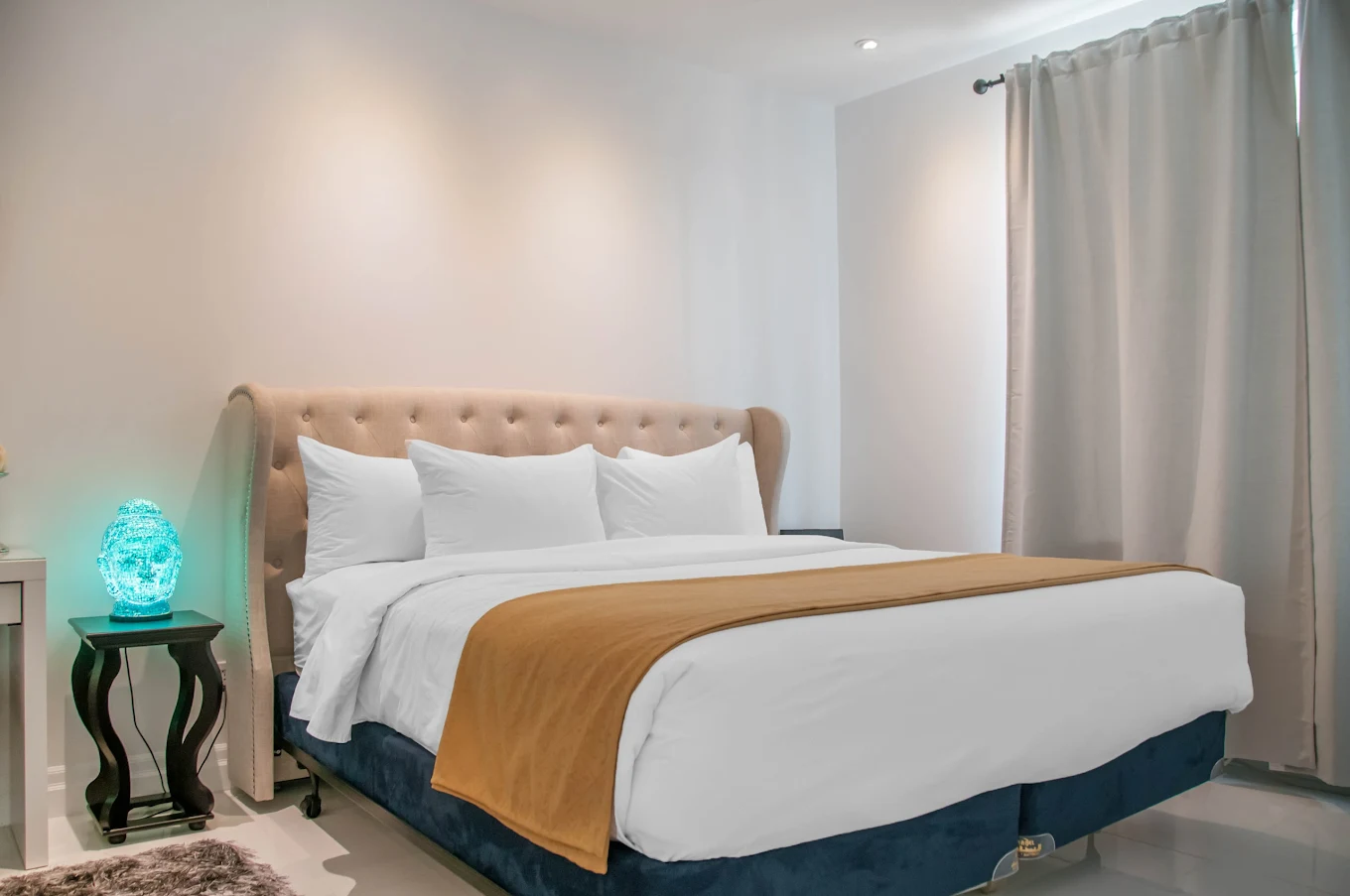 Empire Suites - Image 5