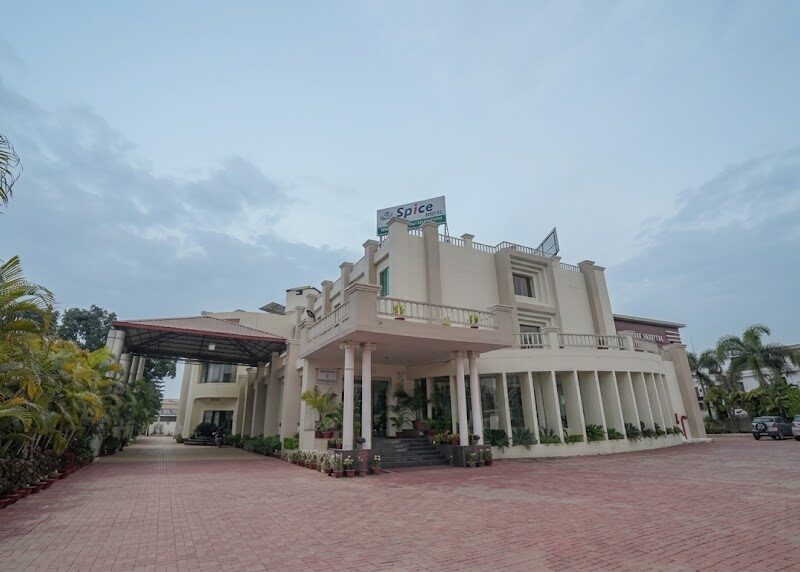 Spice Hotel, Selaqui