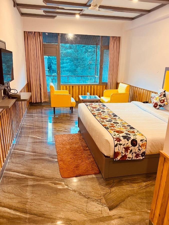 Hotel Apple Flower - Image 6