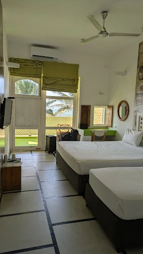 Hotel J Negombo - Image 2