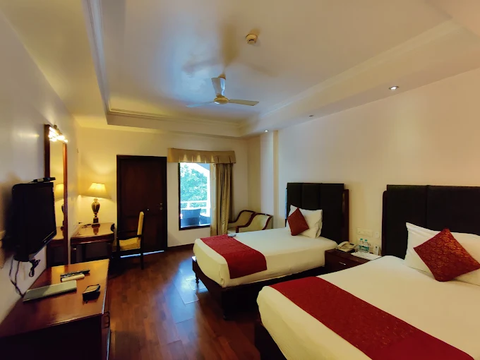 Honeymoon Beach Resort - Image 3
