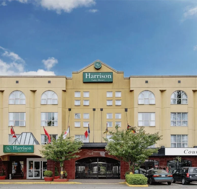 Harrison Lake Hotel