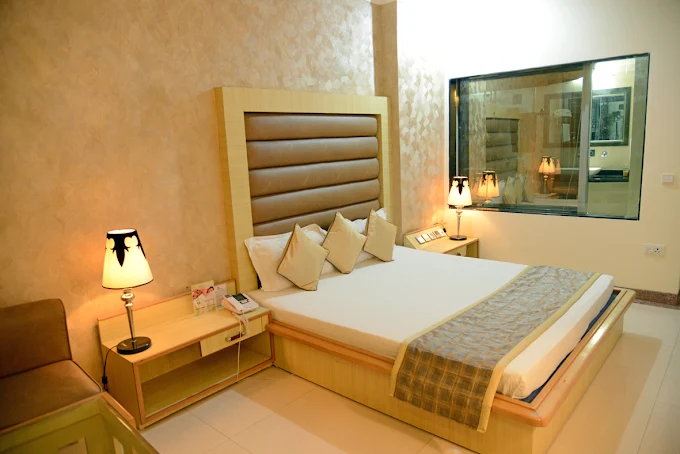 Hotel Rajshree - Image 8
