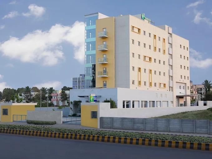 Holiday Inn Express Nashik Indira
