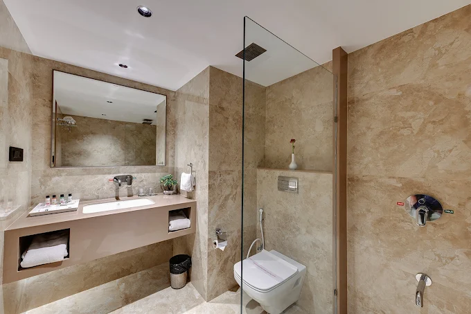 Quality Inn Regency - Image 2