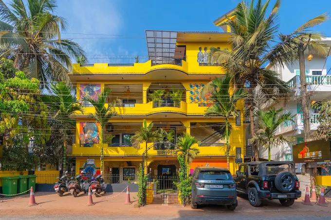 Whoopers Boutique Morjim