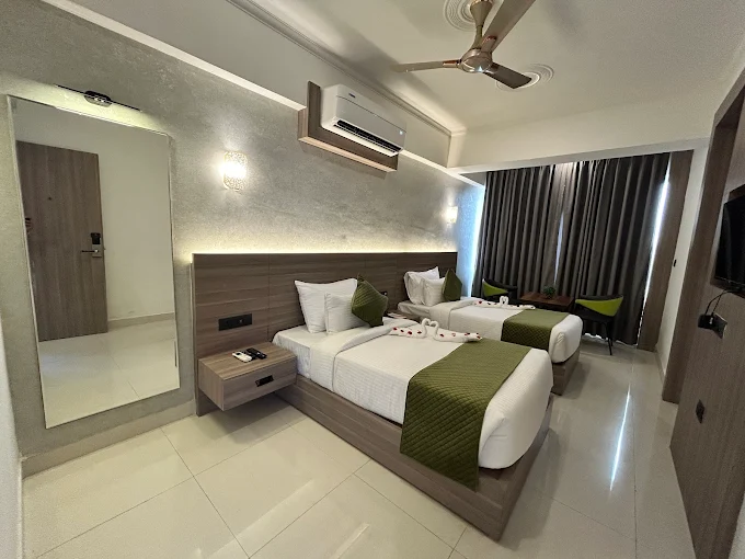Chestnut Tree Hotel - Image 4