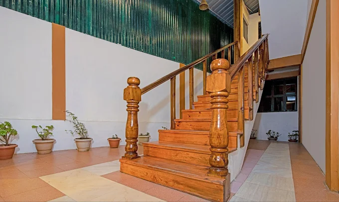 Treebo Omega Stay Inn - Image 7