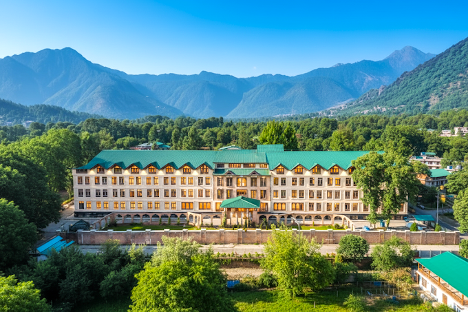 The Dewan by Royal Naqash - Image 8