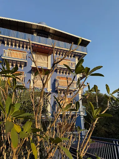 Mayflower Beach Resort