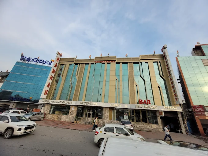 Hotel Ramhan Palace
