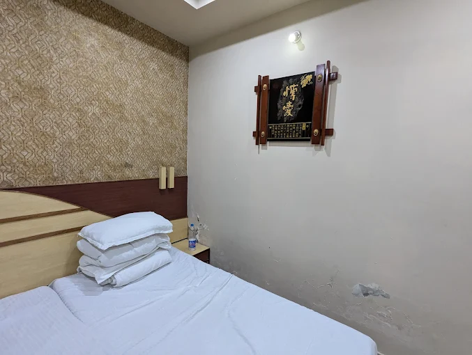 Hotel Lee Garden - Image 4
