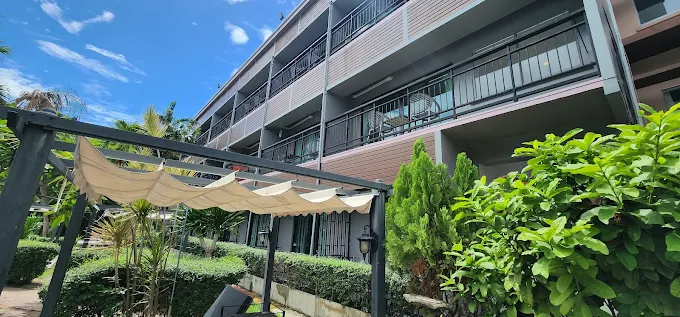 Basaya Beach Hotel & Resort