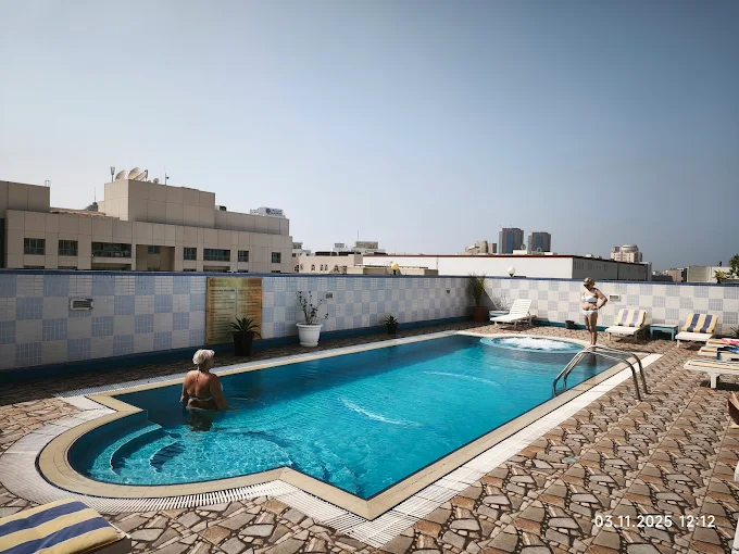 Comfort Inn Hotel - Image 8