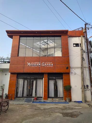 Meeram Ganga - A boutique homestay by the Ganges