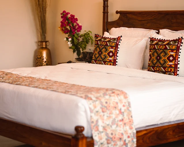 Green Park Hotel - Image 4