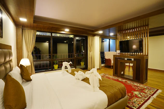 Hotel Silver - Image 3