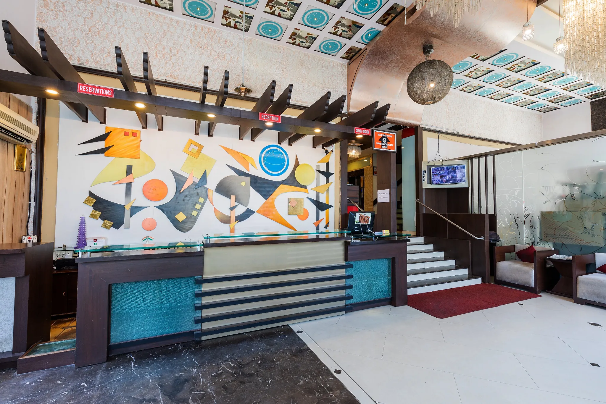 Hotel Orbit - Image 2