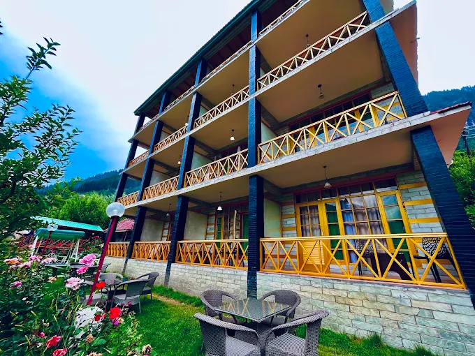 Naina Resort & Cottages