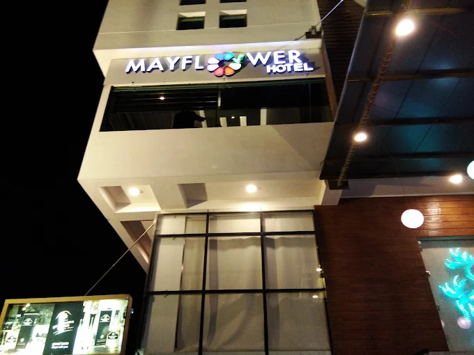 Mayflower Hotel
