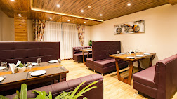 Mount Lungta Boutique Hotel & Spa - Image 3