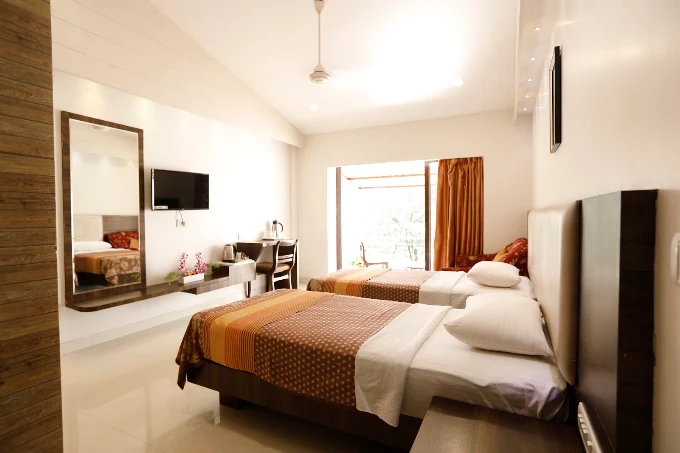 Usha Ascot - Image 5