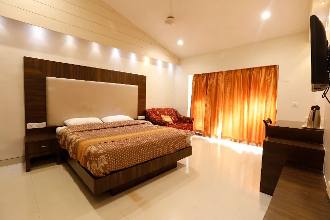 Usha Ascot - Image 6