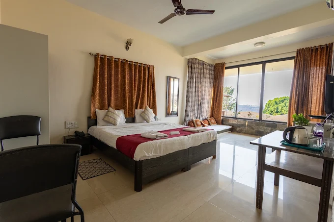 Bellevue Resort, Panchgani - Image 4
