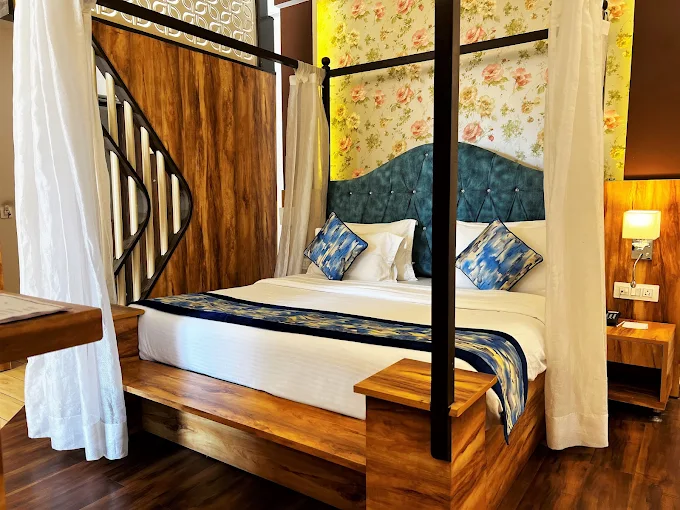 Peaks And Pines Resort, Lansdowne - Image 7