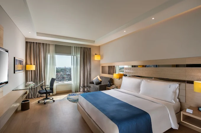 Holiday Inn Agra Mg Road, an IHG Hotel - Image 7