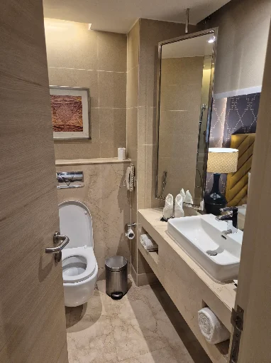 Grand Mercure Agra - Image 10
