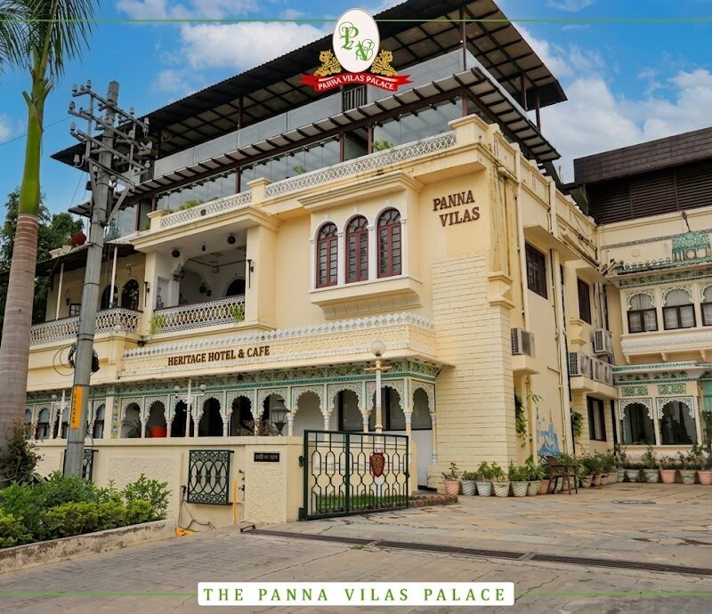 Panna Vilas - A Lake Facing Boutique Hotel