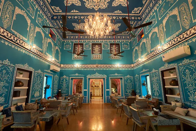 Bloom Boutique | Lake Pichola - Image 3