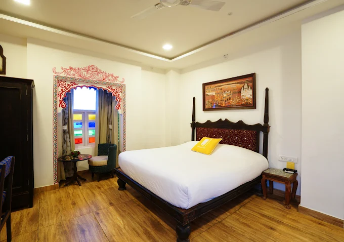 Bloom Boutique | Lake Pichola - Image 4