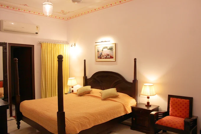 Panna Vilas - A Lake Facing Boutique Hotel - Image 6