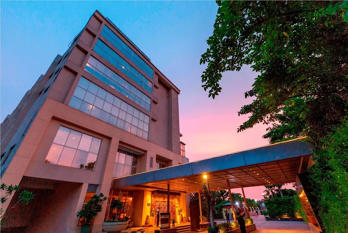 Ramada by Wyndham Neemrana  [EX]