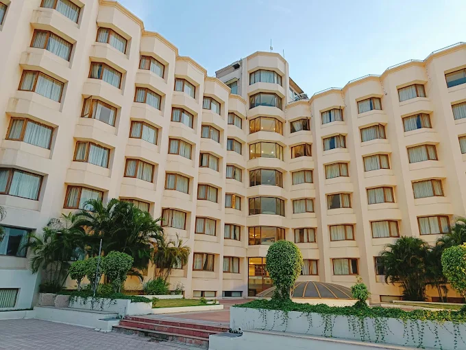 Katriya Hotel & Towers - Image 2
