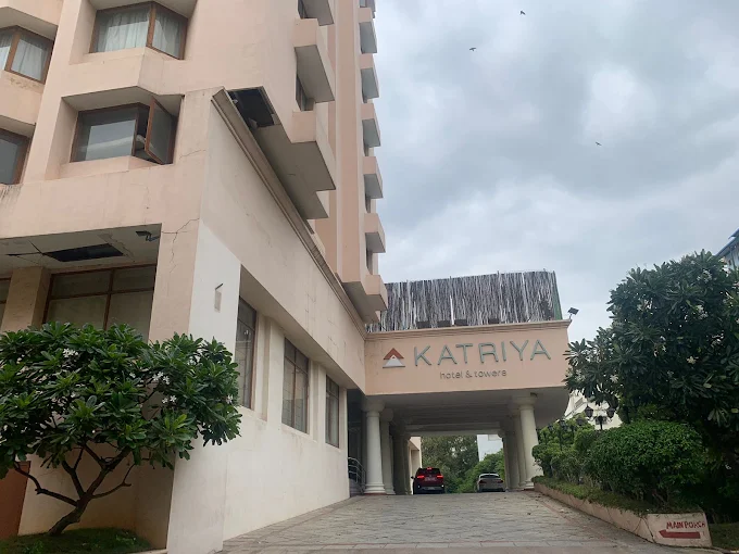 Katriya Hotel & Towers - Image 3