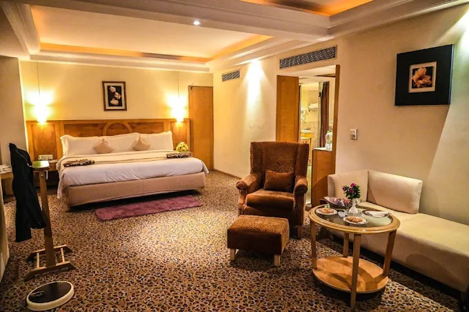Katriya Hotel & Towers - Image 6